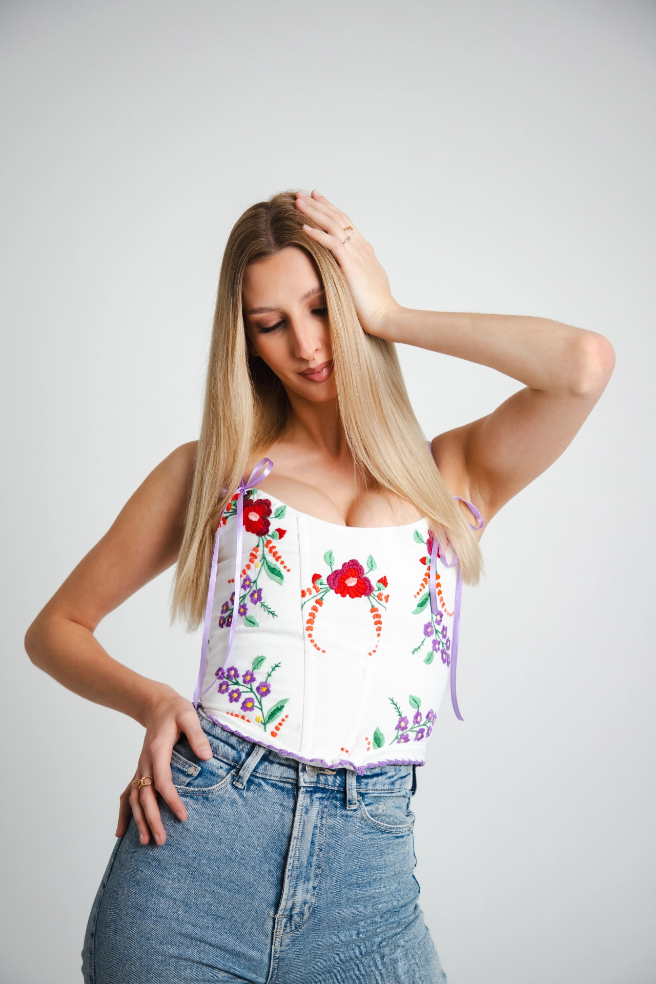 Kalocsai Ihletésű Hímzett Fűző - Image 2